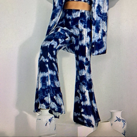 The Madiyah Al Sharqi x Karen Wazen Kylie Tie-Dye Flare Pants Size 36 UK - Picture 10 of 10
